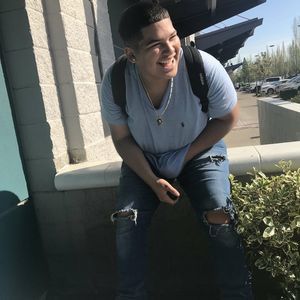 Meet your Posher, Alex